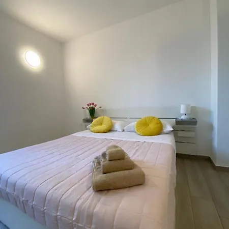 Casa Emali *